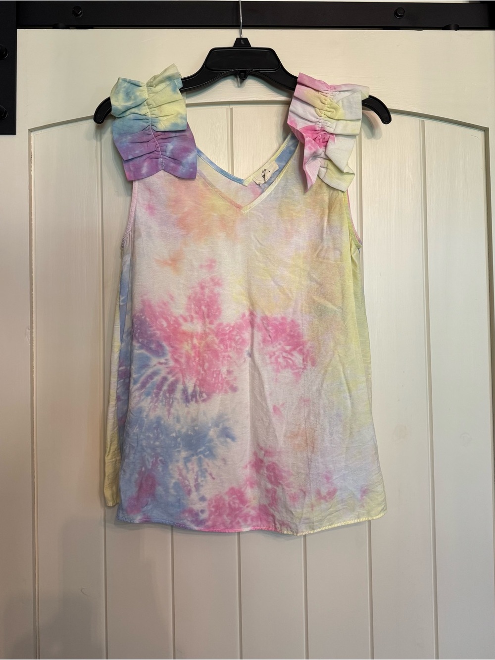entro Pastel Tie-Dye Ruffle Shoulder V-Neck Tank Top Size Small